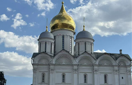 Visit Client | Visit Russian clients and tour the famous Kremlin
